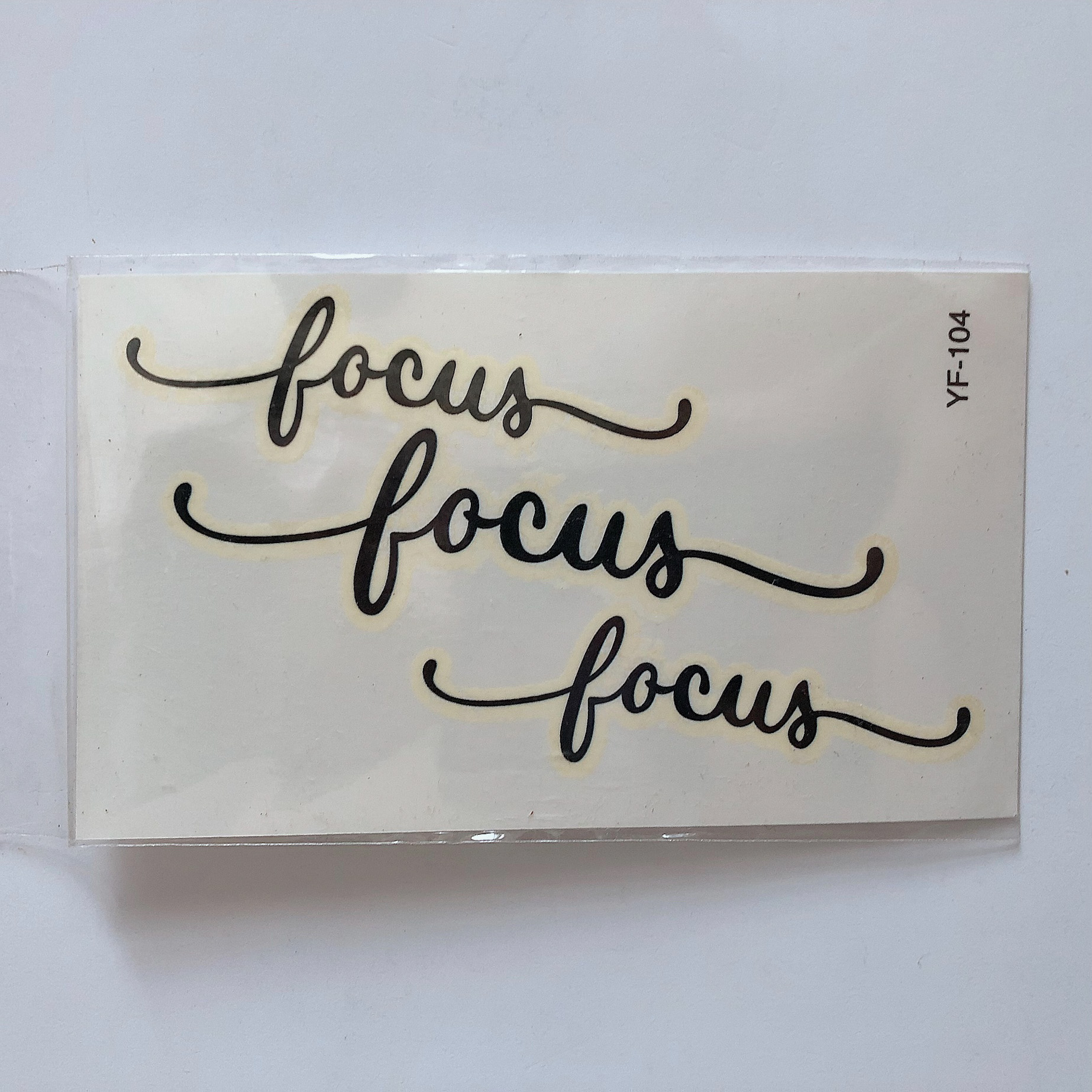 Hình xăm dán chống nước chữ FOCUS. Loại đặc biệt
