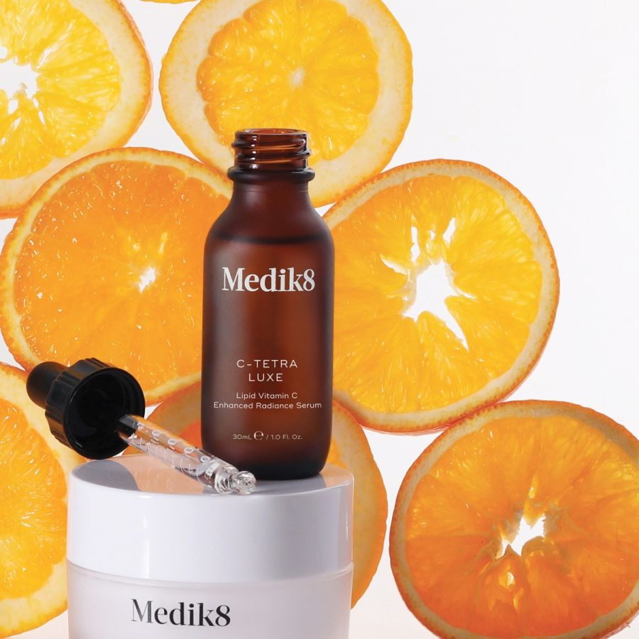 Tinh chất Medik8 C-Tetra Luxe Lipid Vitamin C Enhanced Radiance Serum 30ml (Bill Anh)