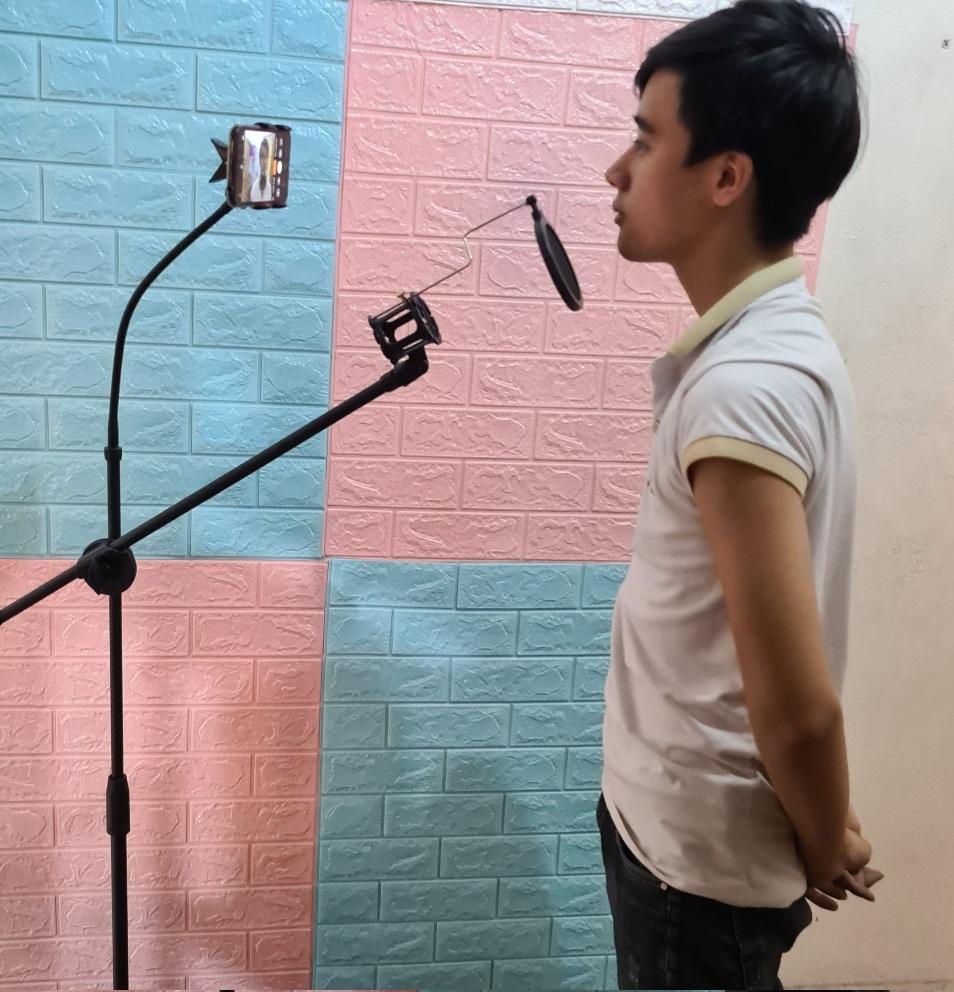 Chân Đế Micro Đứng Có Kẹp Điện Thoại Tăng Giảm Chiều Cao Boom Mic Stand