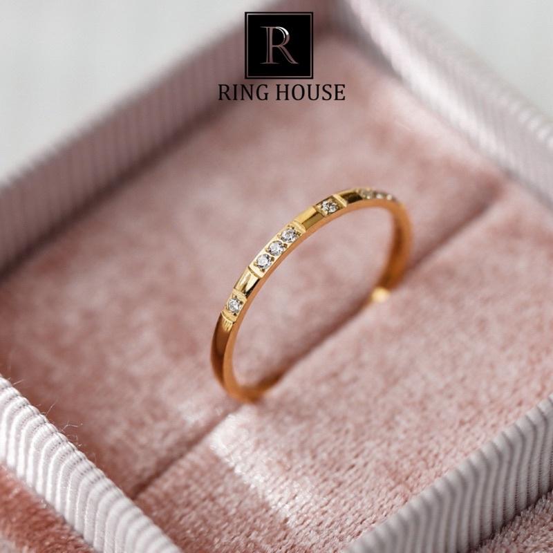 Nhẫn Nữ Mảnh Titan Không Rỉ Gỉ Vàng Gold Đính Ngọc Nhỏ Đẹp Ring House