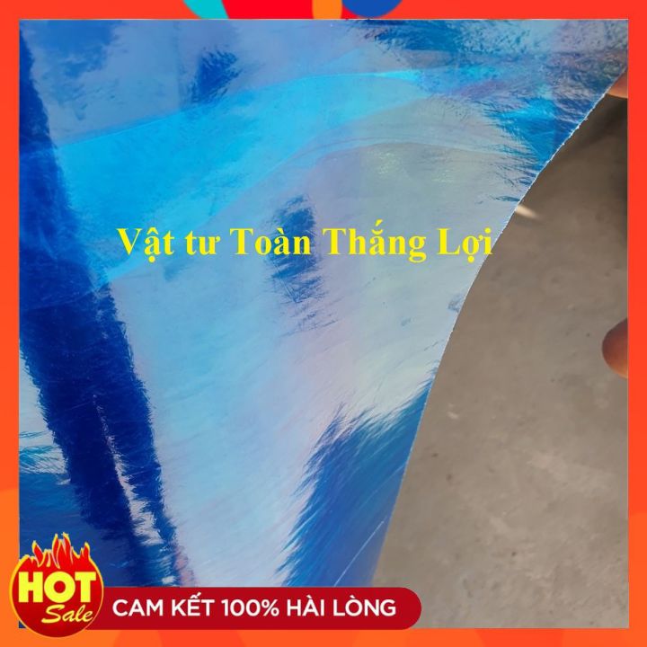 Tôn nhựa lấy ánh sáng màu Xanh che mái nhà
