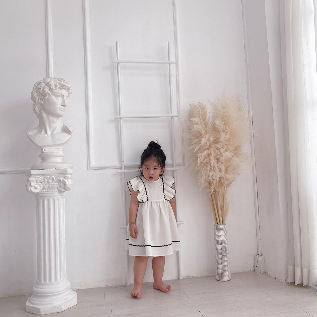 ĐẦM TRẮNG CÁNH TIẾN.