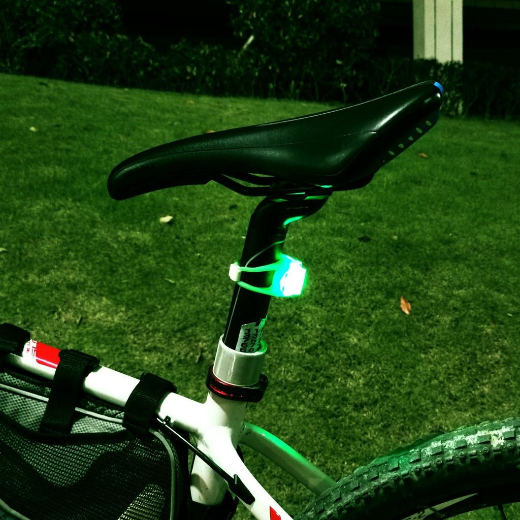 Đèn LED Strobe xe đạp belakang Đèn đuôi Đèn flash Đèn đuôi Đèn pha Xe đạp Sepeda Đèn đuôi pin