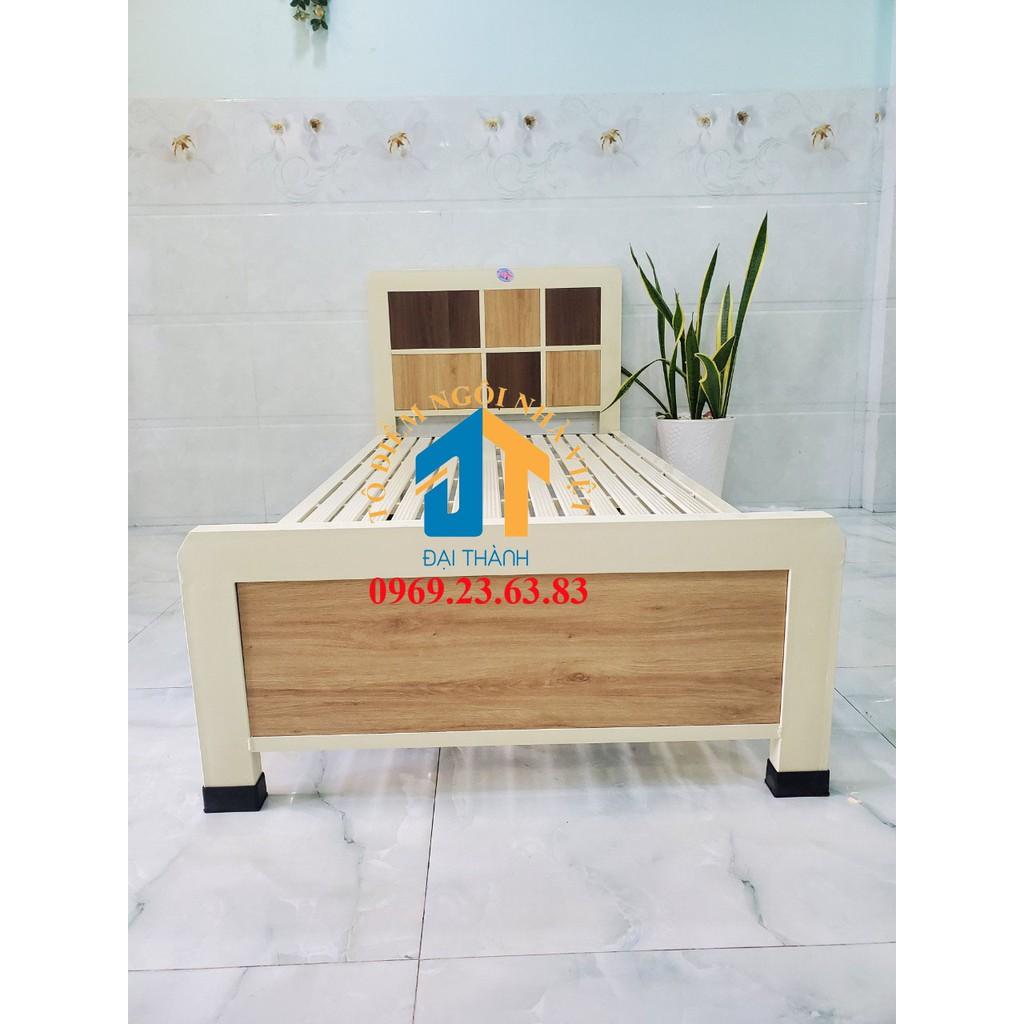 Giường sắt kiểu gỗ kích thước ngang từ 1M đến 1m8 dài 2M – GS49
