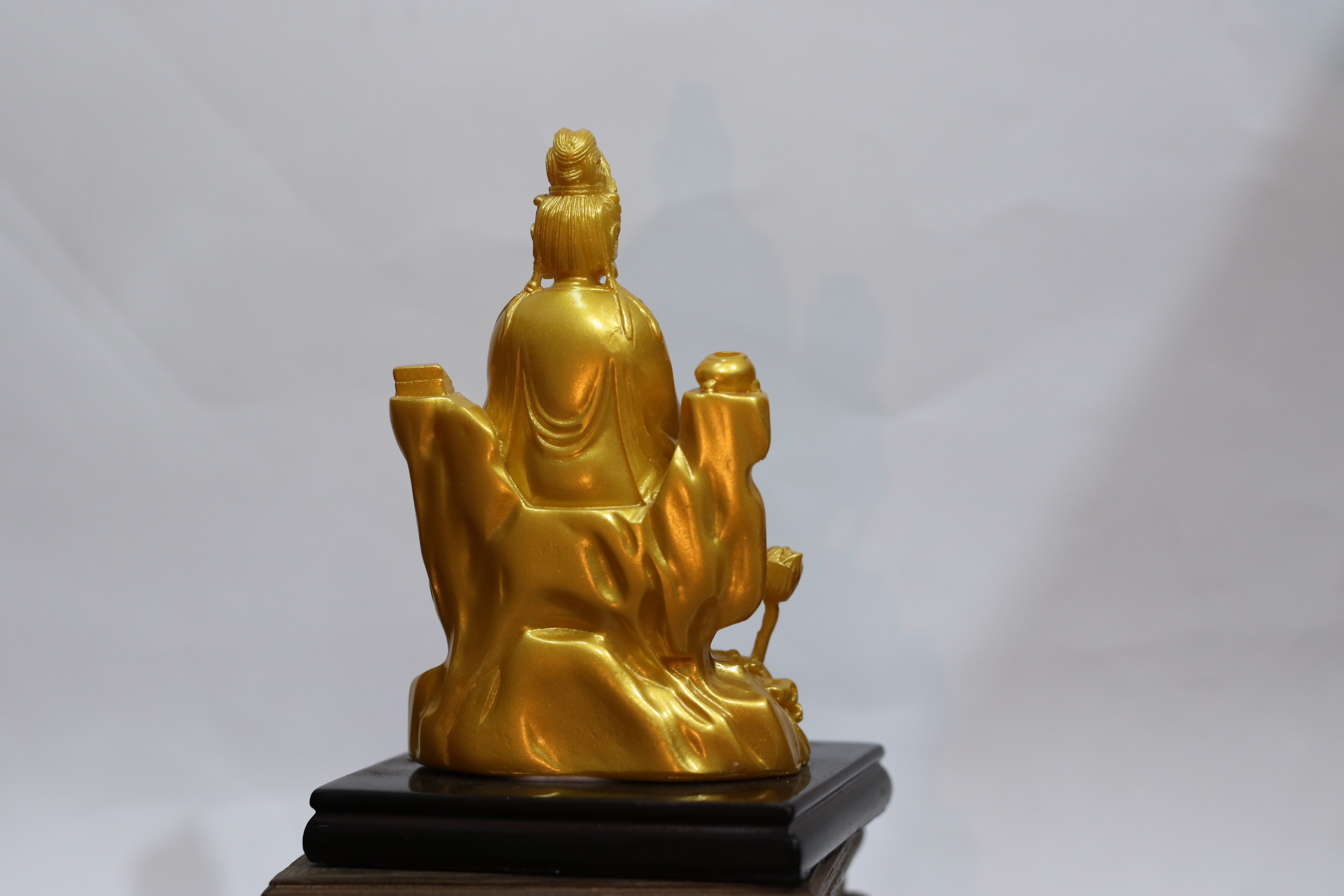 Tượng Quán Âm Tự Tại- Đạp Đài Sen