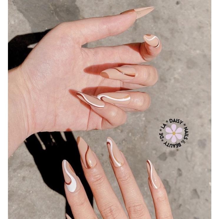 NailBox Móng up thiết kế màu nude hoạ tiết đơn giản