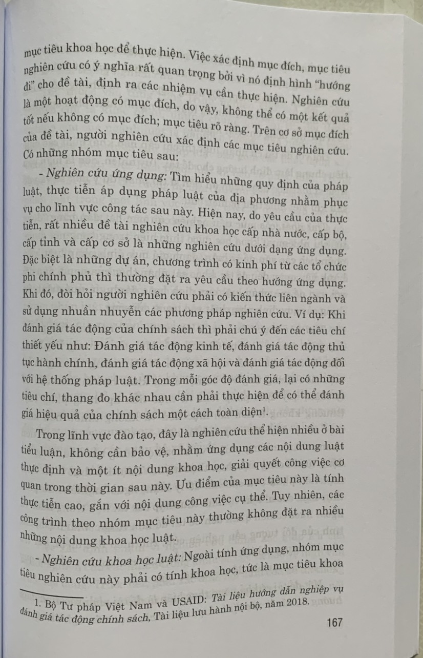 Để Hoàn Thành Tốt Luận Văn Ngành Luật (tái bản lần thứ tư, có sửa chữa, bổ sung)