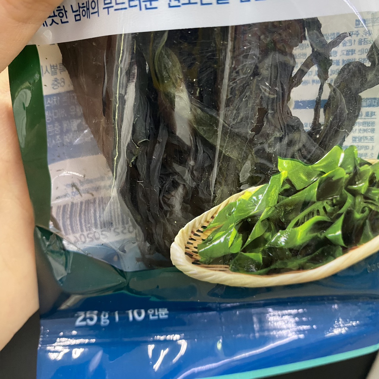 Rong Biển Khô Nấu Canh Daesang Hàn Quốc Gói 25G / 대상) 청정미역 25G