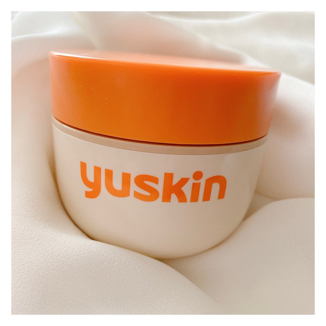 Kem Dưỡng Da Yuskin Cream Cấp Ẩm Chống Nứt Nẻ Dành Cho Da Khô (Hộp 120g)