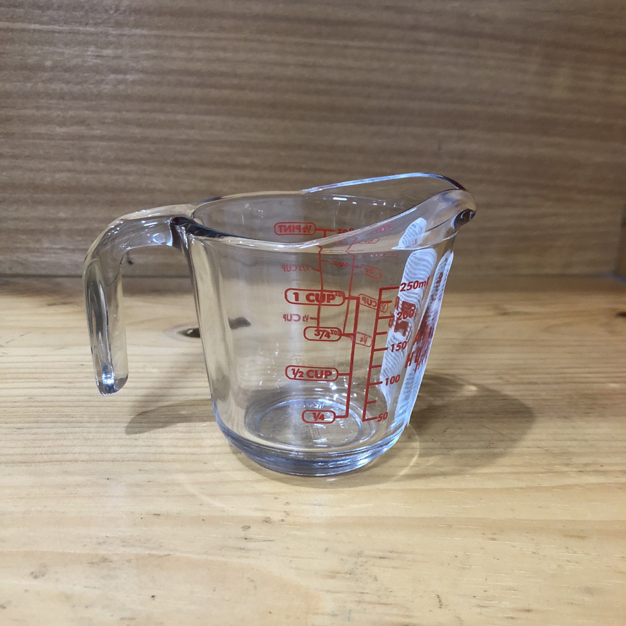 Ca đong lường thủy tinh cường lực chịu nhiệt Anchor Hocking 250ml