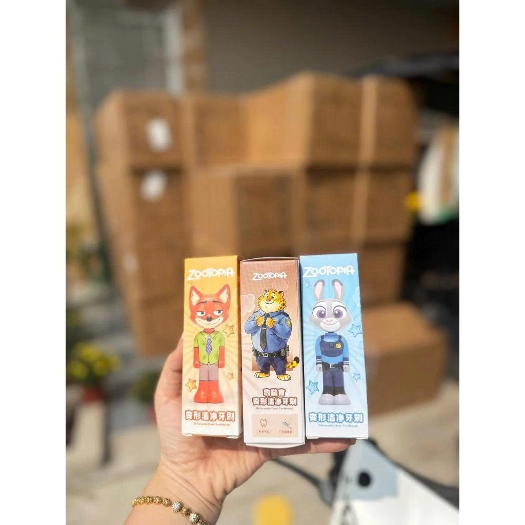 Bàn chải đánh răng trẻ em Disney Zootopia siêu cưng, Set 3 cây mix đủ 3 nhân vật từ phim Zootopia