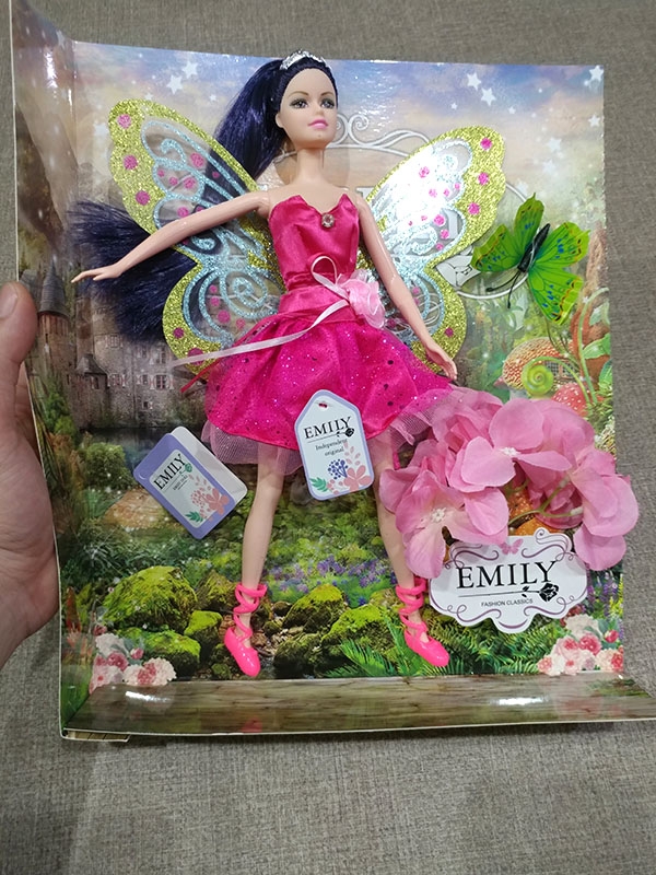 Bộ búp bê thời trang Emily QJ080C