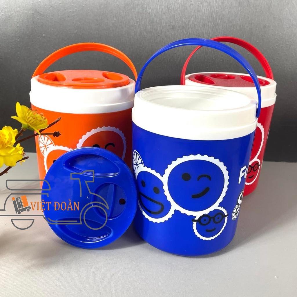 BÌNH GIỮ NHIỆT 1,5 lit . Nhựa PP ,PU nguyên sinh- Không đọng sương bên ngoài bình , giữ nhiệt lâu. Hàng Việt Nam