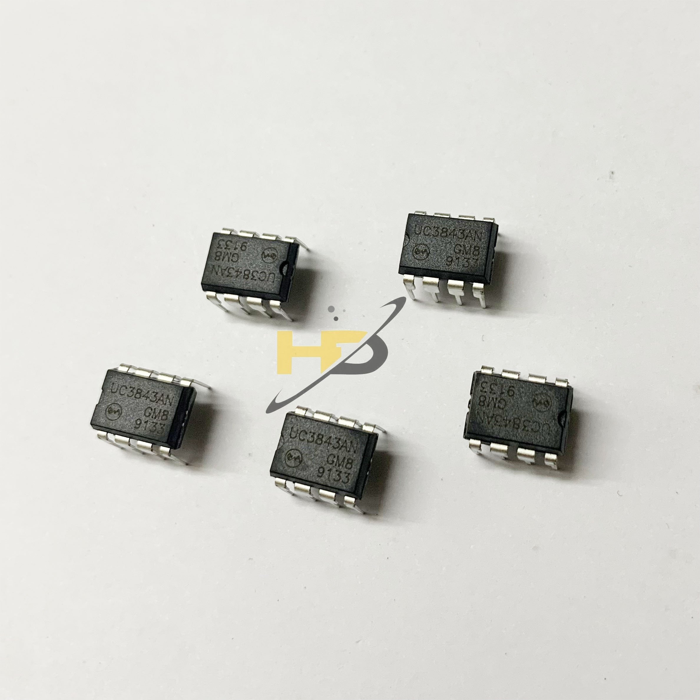 Set 3 Con IC Dao Động Nguồn UC3843 - IC Điều Khiển PWM ( 8 Chân )