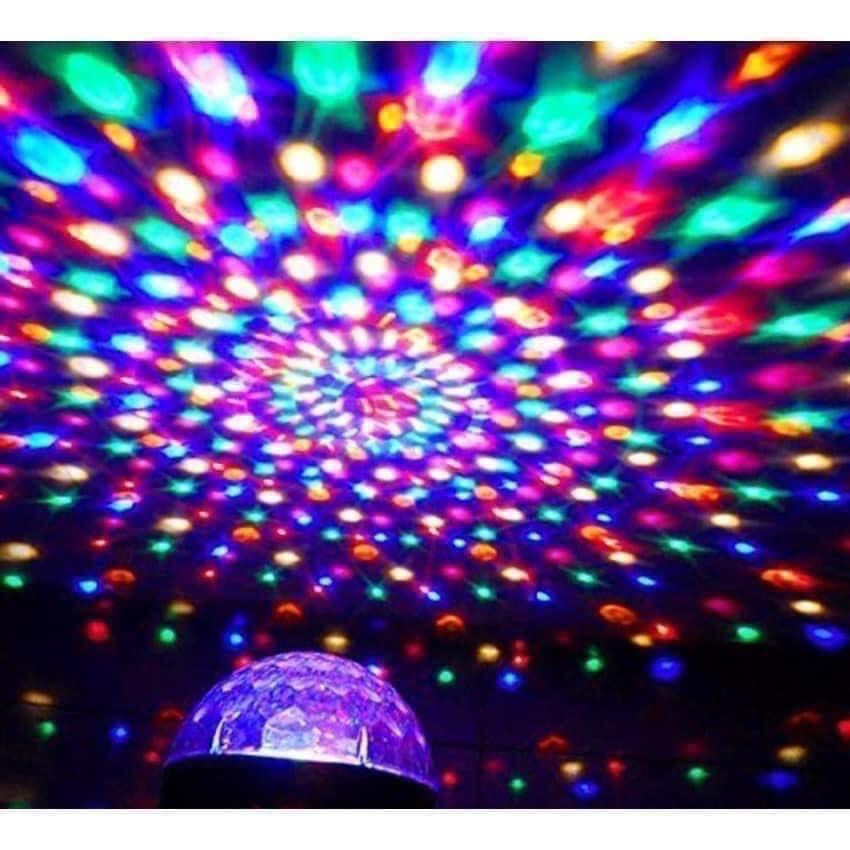 Đèn quẩy 7 màu đèn led sàn 360 karaoke remix sinh nhật ca nhạc