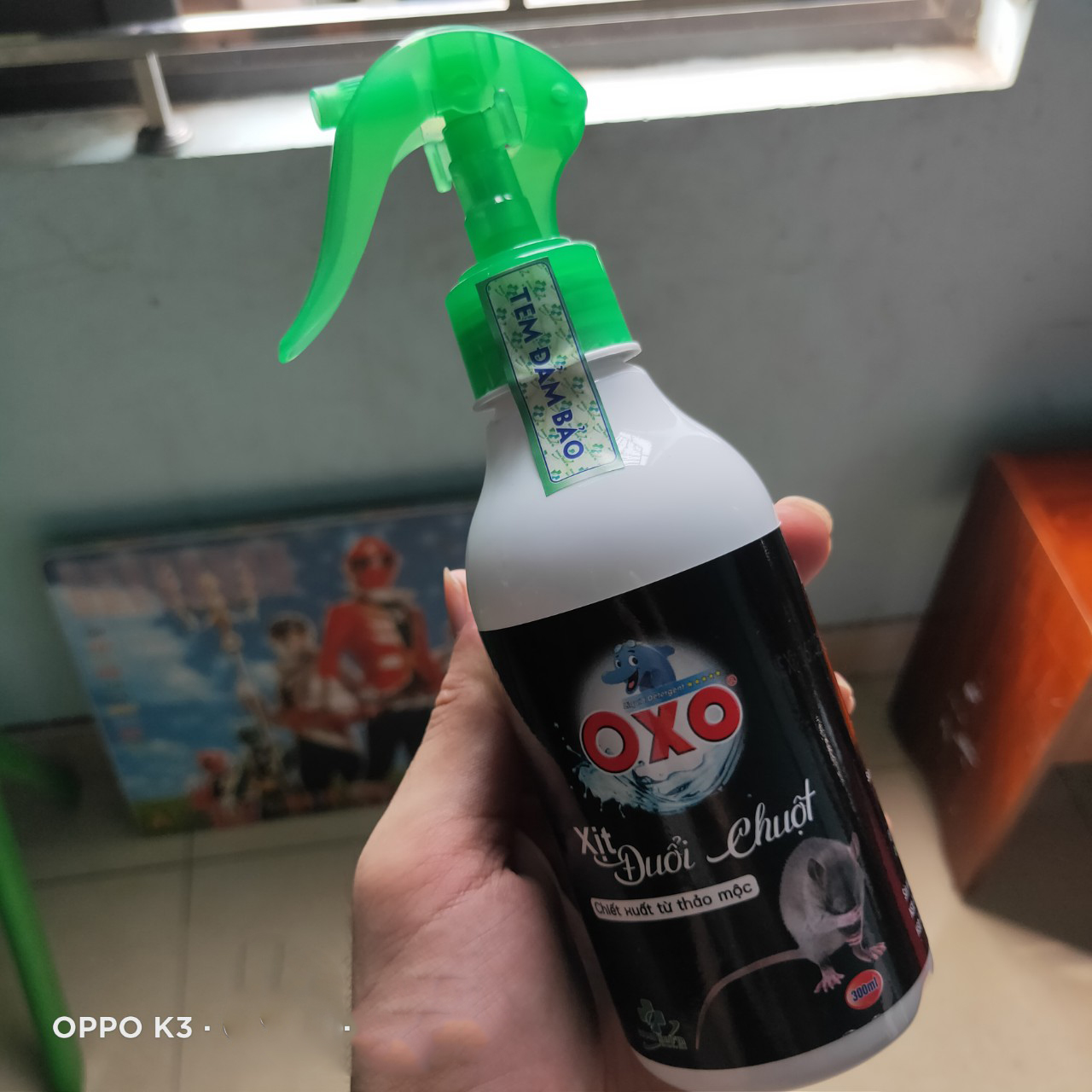 Xịt đuổi chuột Oxo chai 300ml chiết xuất thảo mộc - dùng trong khoang Ô tô và các thiết bị gia dụng khác model 2022