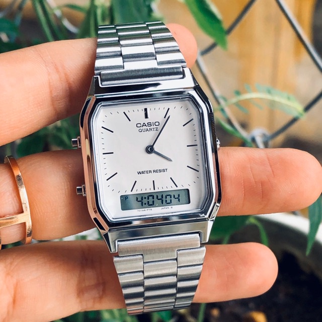 Đồng hồ unisex dây kim loại Casio