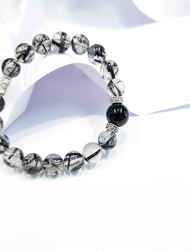 Vòng tay nữ mệnh Kim , Thủy đá thạch anh tóc 2A charm Hoa 3 cạnh