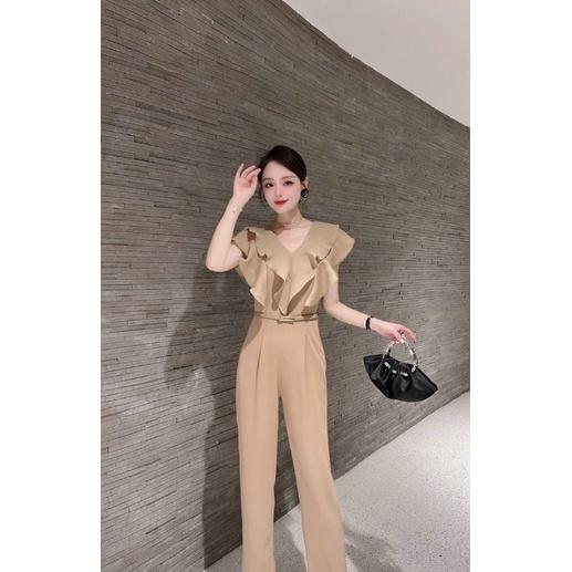 JUMPSUIT  CỔ V BÈO KÈM NỊT