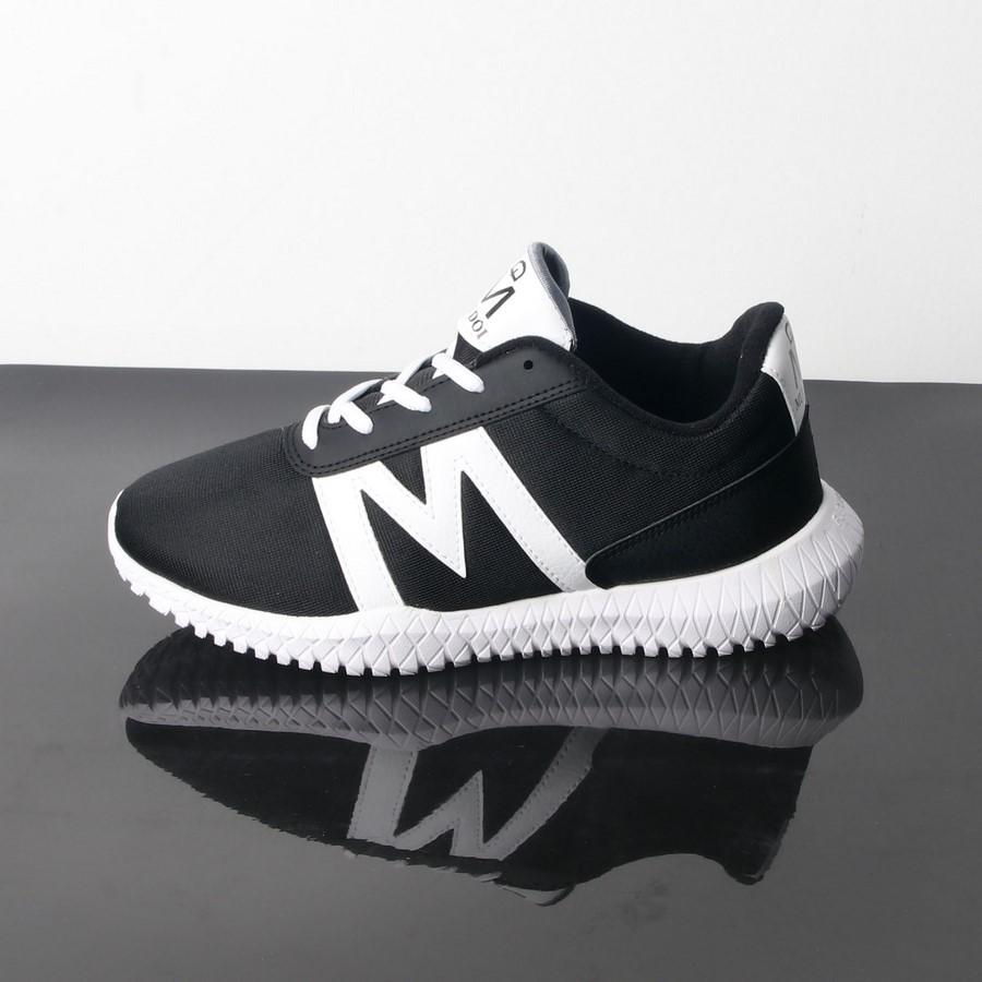 Giày thể thao đen trắng đế cao su trắng siêu bền GN144 Gấu Nâu