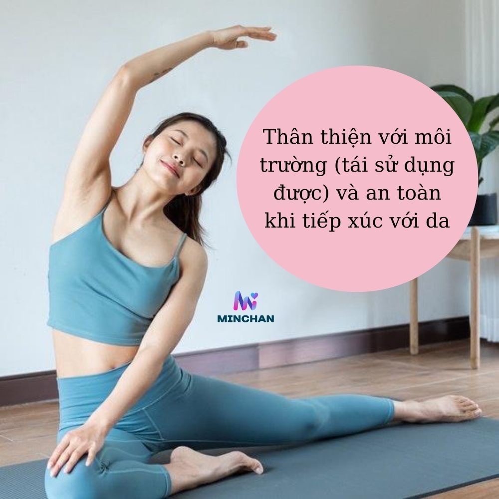 Thảm tập yoga cao cấp dày 2 lớp  ,thảm tập gym ,thiết kế dạng hạt nổi ,ma sát tốt ,độ bám cao tránh trơn trượt , sử dụng được trên mọi bề mặt dễ gấp gọn tiện mang theo mọi nơi  