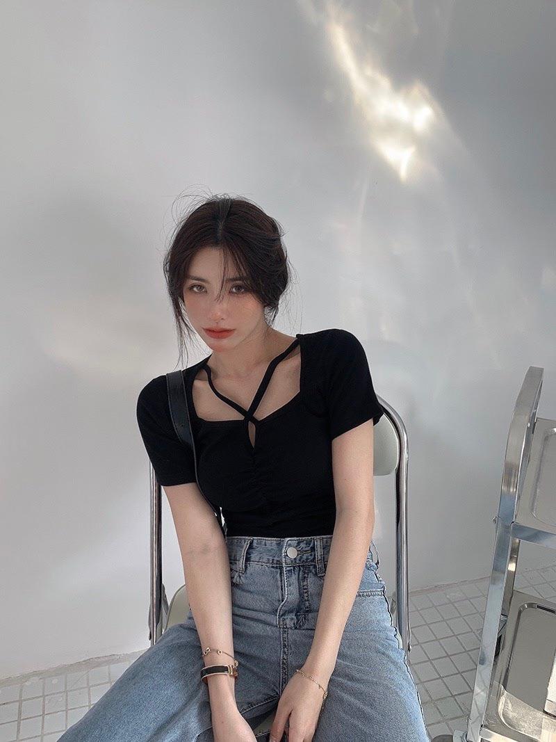 Áo thun tay ngắn croptop