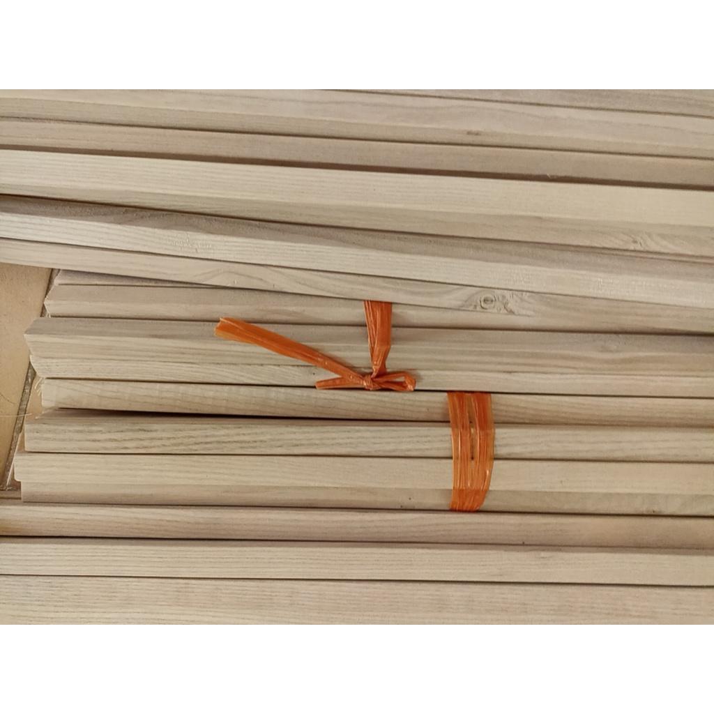 Thanh gỗ vuông gỗ tần bì siêu đẹp dài 100cm và 120cm