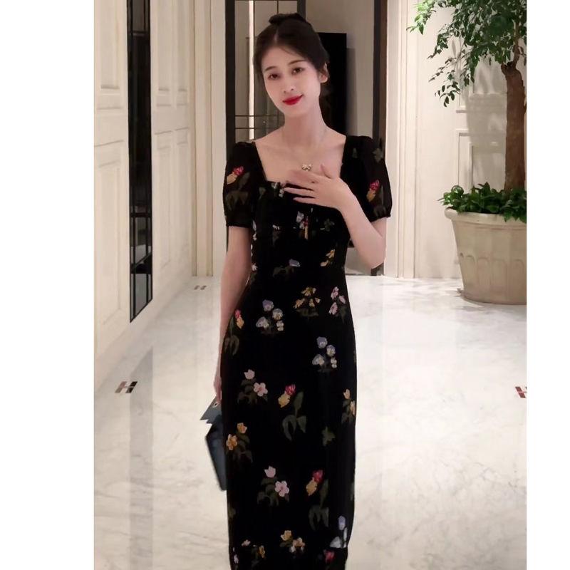 DONGSHOP Pháp Vintage vuông cổ in tay áo ngắn đuôi cá đầm nữ tính siêu tiên váy dài màu đen hoa chiffon đầm