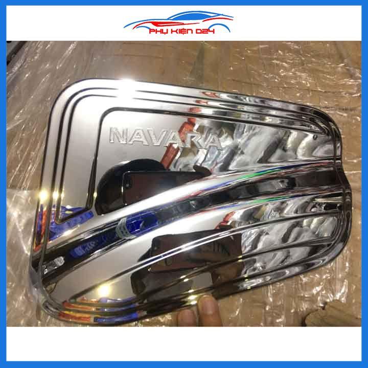 Ốp nắp xăng Navara 2022-2023 mạ crom bảo vệ chống trầy trang trí ô tô