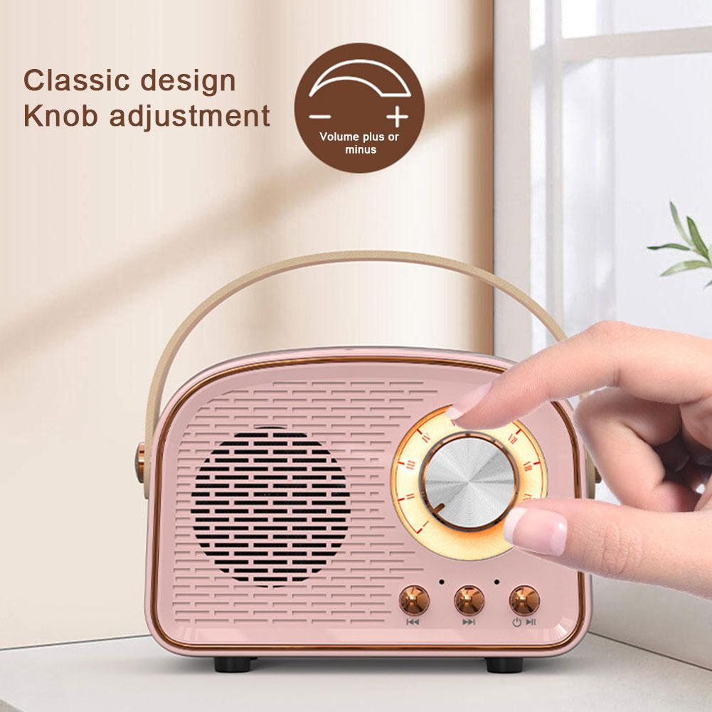 Nhựa có tay cầm thời trang cũ retro bluetooth tương thích 5.0 loa không dây máy nghe nhạc di động loa cổ điển mini loa cổ điển Color: Pink