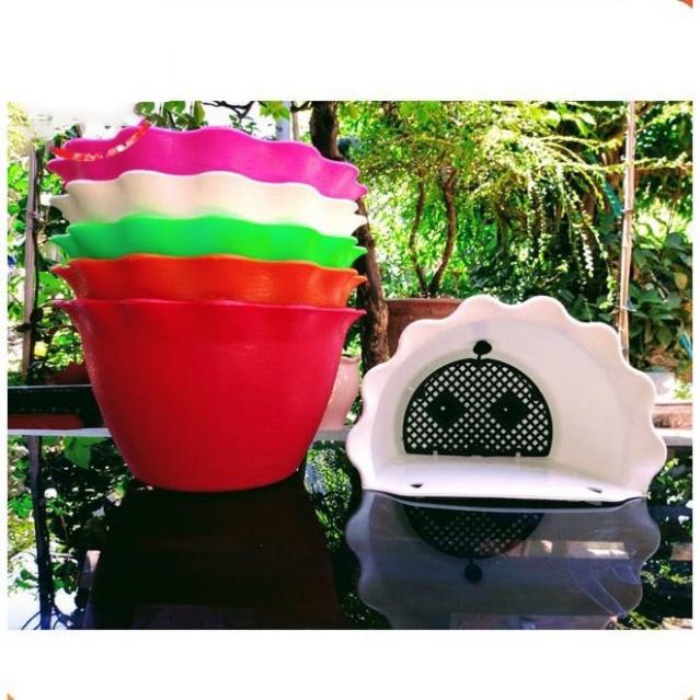 Chậu Ốp Tường - Chậu Nhựa Trồng Cây Treo Tường Decor Đẹp - Kích thước 25x16x16cm vật tư cây trồng