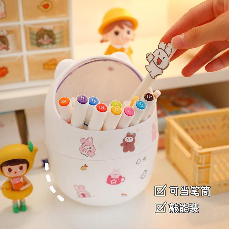 Thùng Rác Mini Để Bàn Nắp Lật Hình Chú Mèo Có Tai Cute Ngộ Nghĩnh Lọ Cắm Bút Nhựa Đựng Đồ Mỹ Phẩm Đa Năng Gấu Đáng Yêu