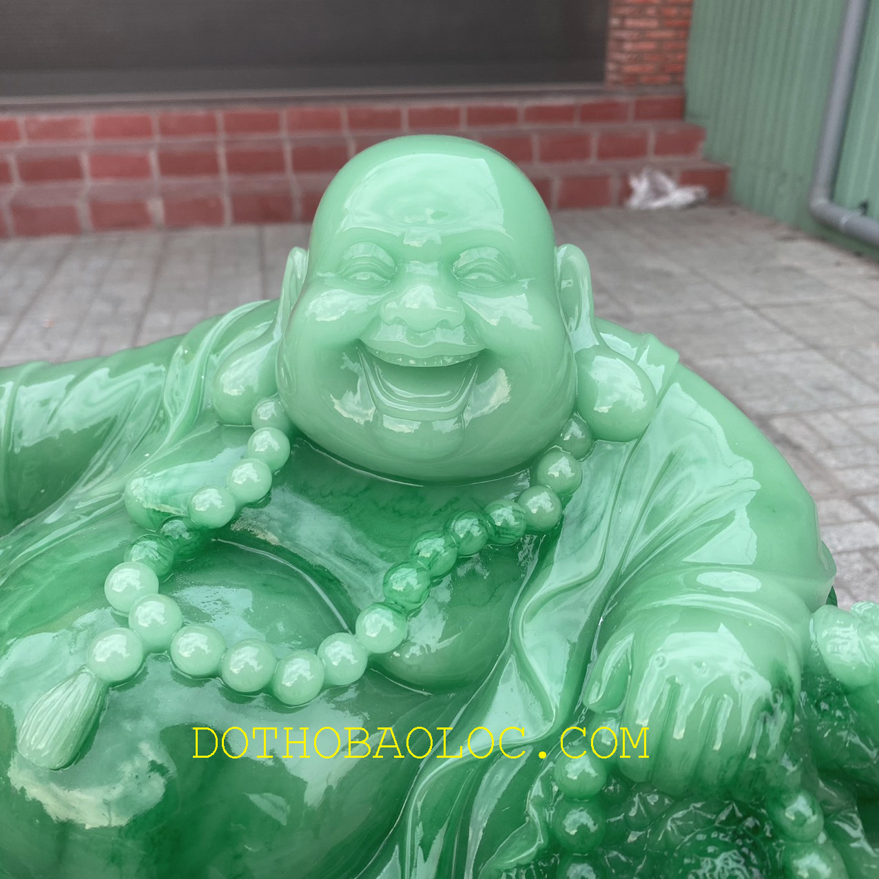 Tượng Di Lặc màu xanh ngọc ngang 40cm x cao 30cm