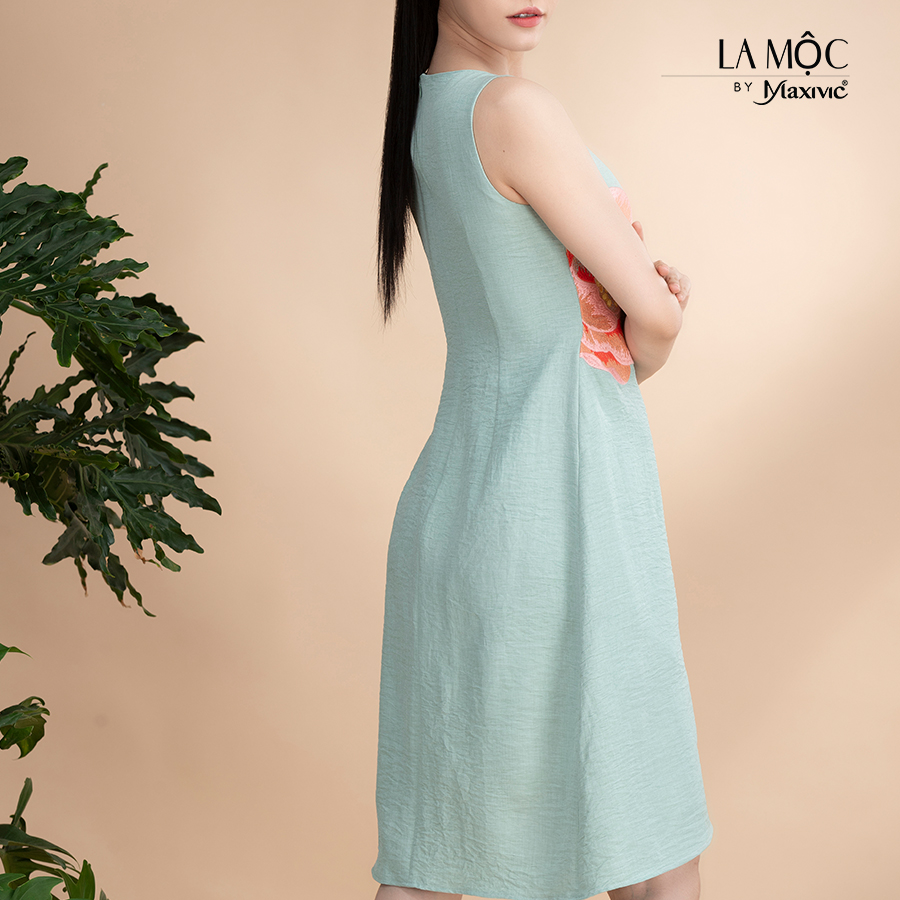 Đầm xô lụa xanh mint, thêu hoa La Mộc LM022420