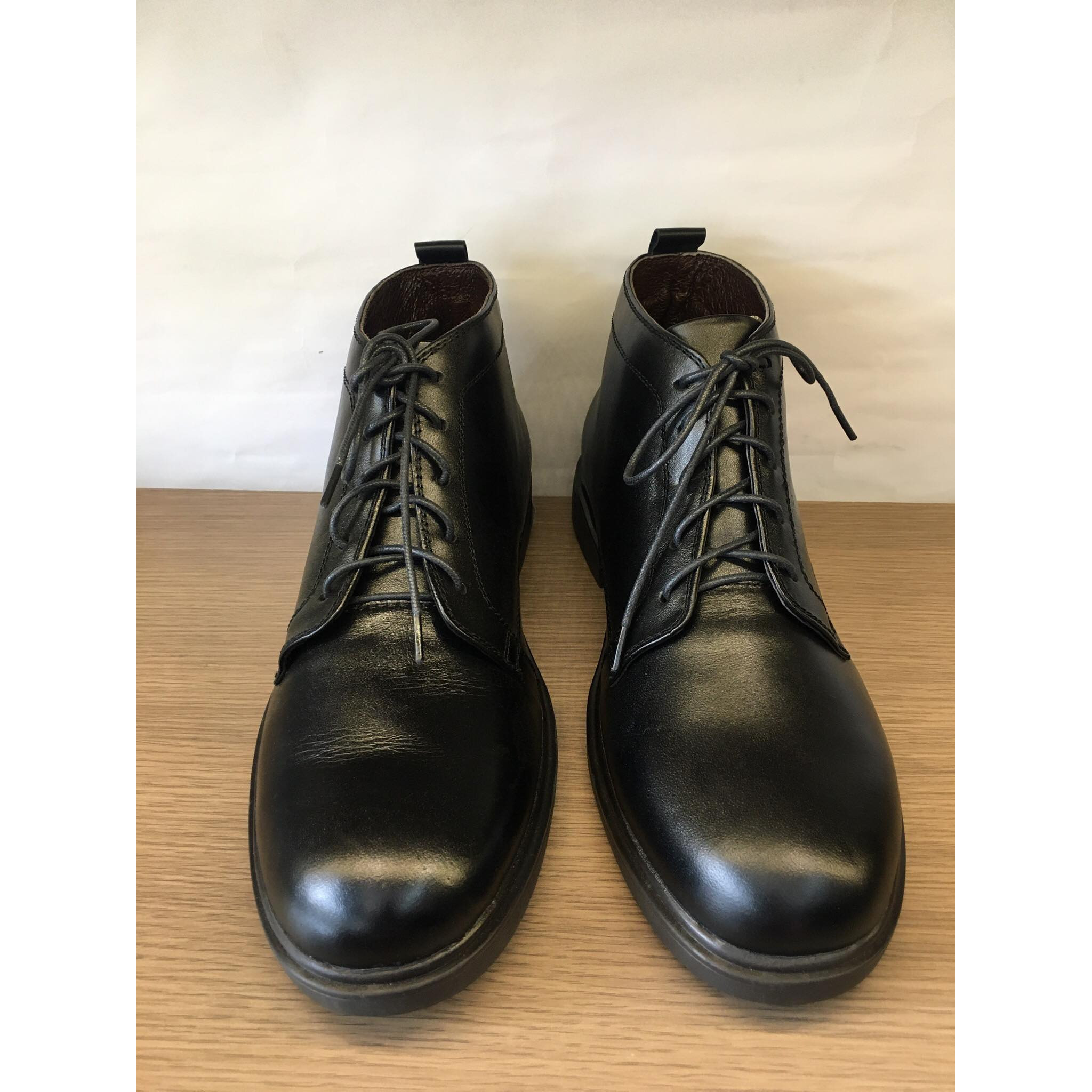 Giày boot nam cột dây da bò thật màu đen-B022