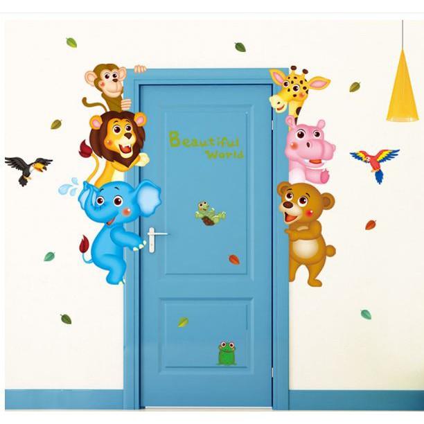 Decal trang trí vườn thú vui nhộn lấp ló