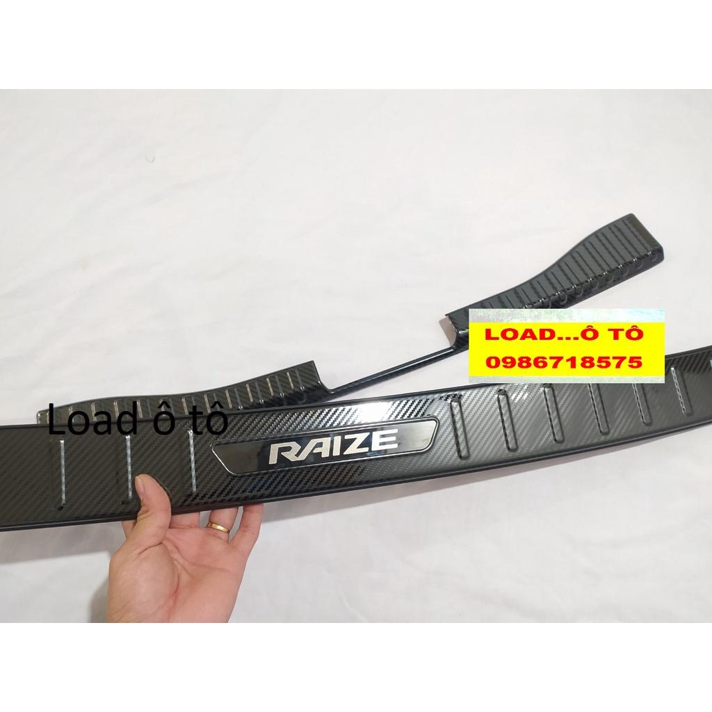 Bộ Ốp Chống Trầy Cốp Carbon Trong, Ngoài Xe Toyota Raize 2022-2021 Mẫu Vân Carbon Sang Trọng
