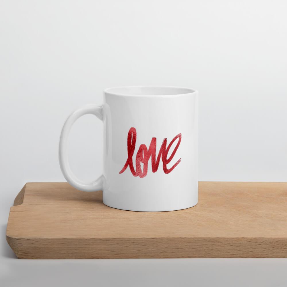 Cốc sứ hình trái tim chữ Love Ngày Valentine