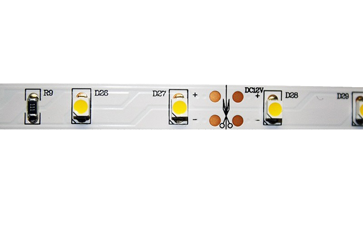 Đèn LED Dây Siêu Sáng 5m 12V - 3528RGB + Nguồn + Điều Khiển