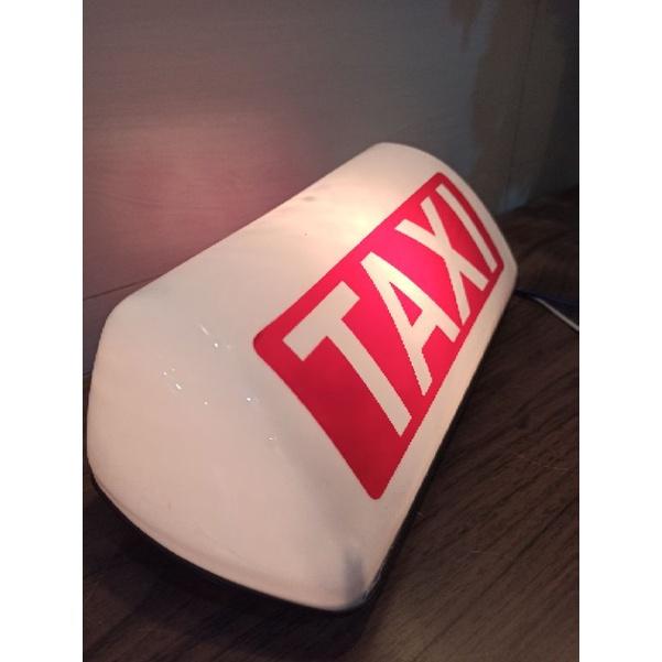 Mào taxi giá rẻ đế nam châm có đèn, hàng công ty tuyển chọn đẹp không tì vết