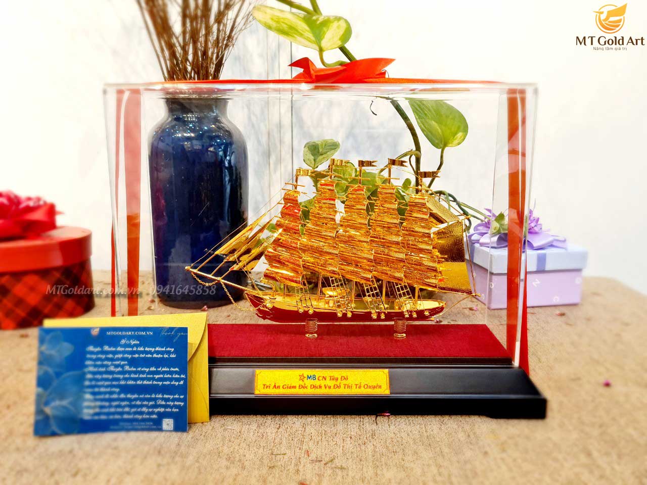 Mô hình thuyền buồm mạ vàng MT Gold Art(305 x 118x 225 mm) M06- Hàng chính hãng, quà tặng dành cho sếp, khách hàng, đối tác
