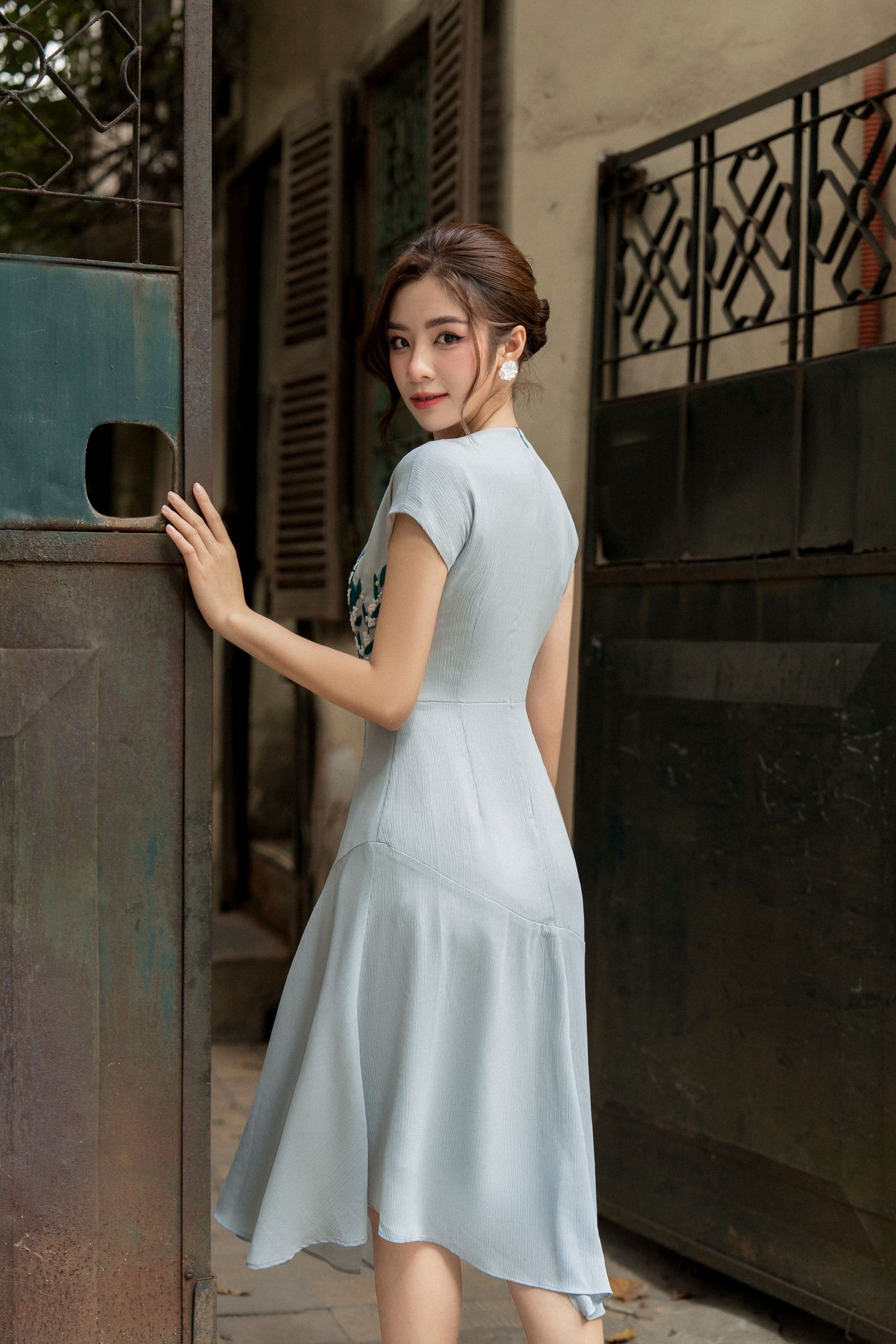 OLV - Đầm Emery Embro Dress