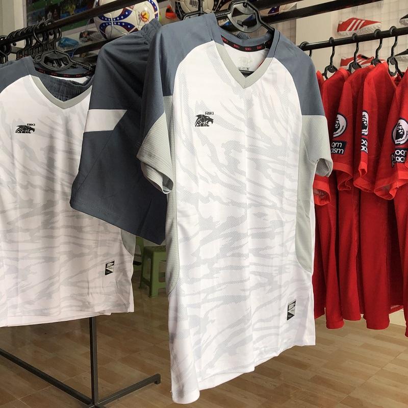 Set đồ quần áo thể thao mùa hè đá banh, đá bóng chính hãng Riki Freedom Trắng 2022
