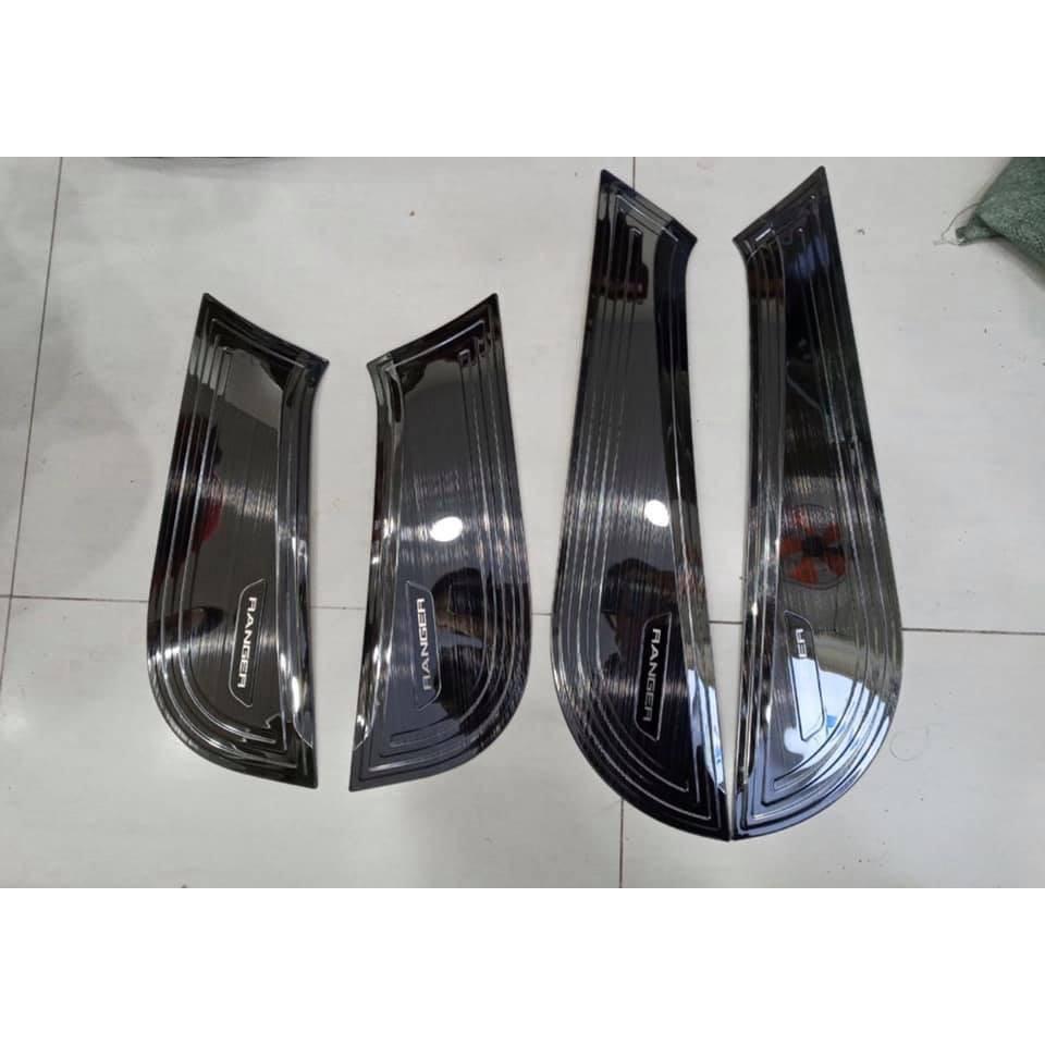 Ốp Tabli cánh cửa xe dành cho Ford Ranger titan