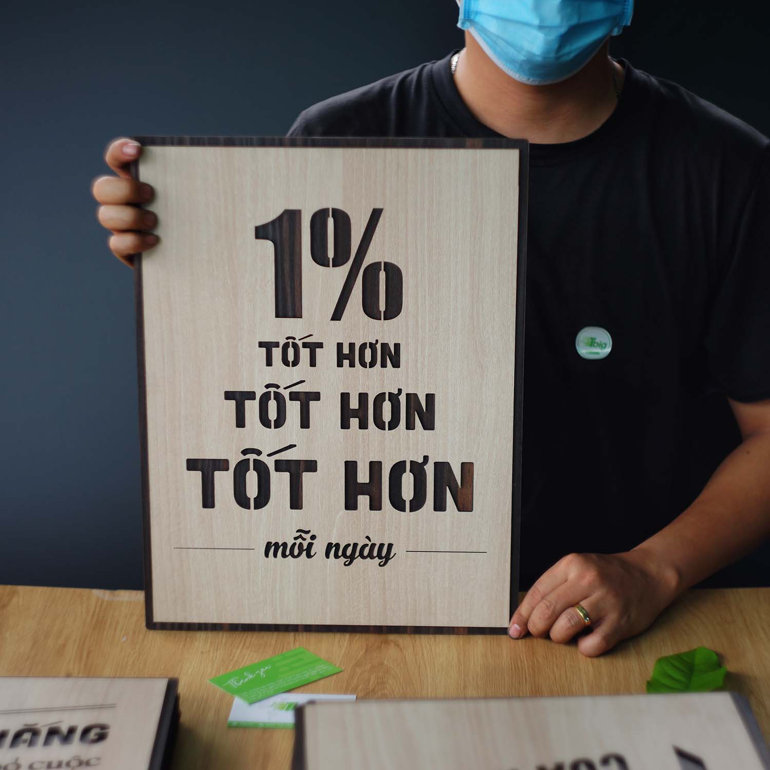 Tranh Slogan hay về kinh doanh TBIG083: 1% tốt hơn mỗi ngày