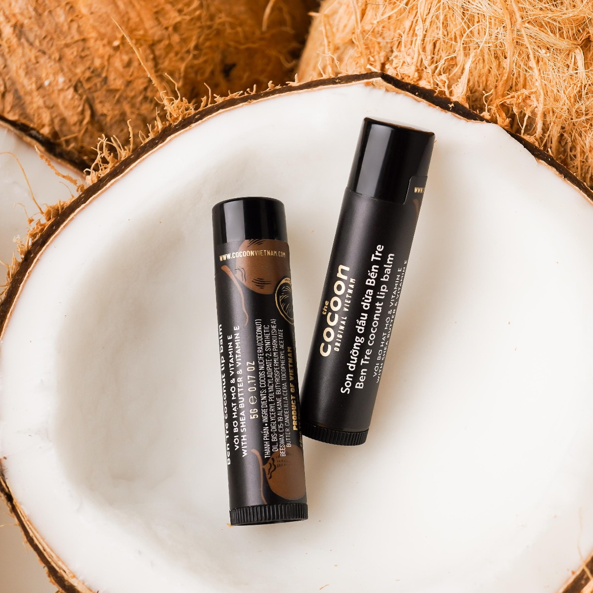 Son Dưỡng COCOON Dầu Dừa Bến Tre chống thâm môi & khô môi - COCOON Ben Tre Coconut Lip Balm 5G