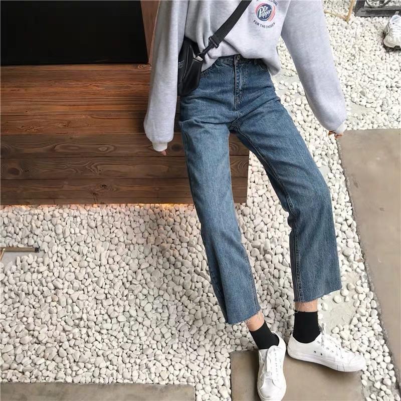 Quần jean ống suông basic