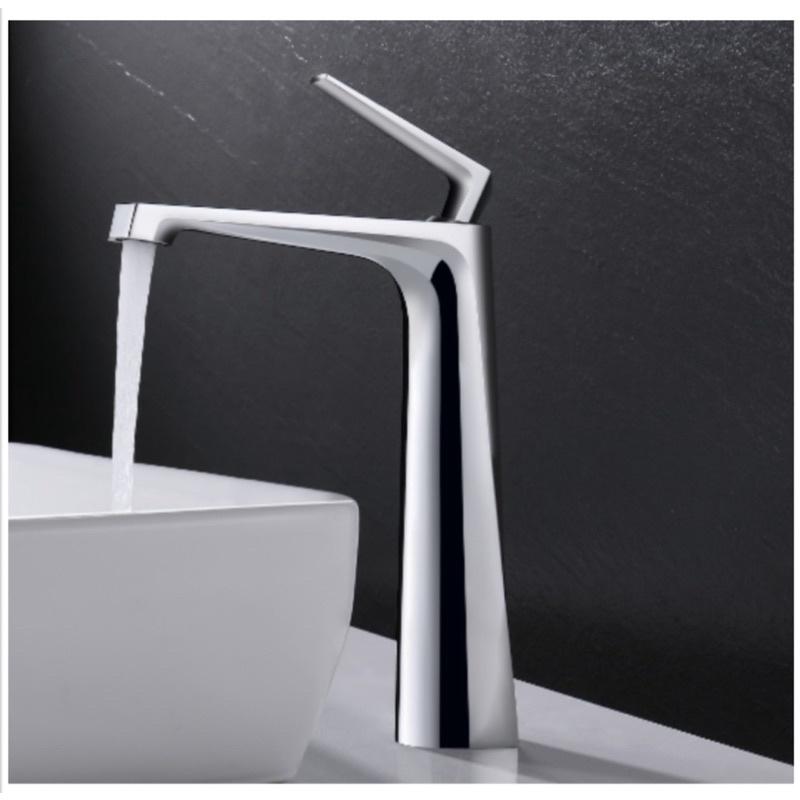 Vòi lavabo nóng lạnh