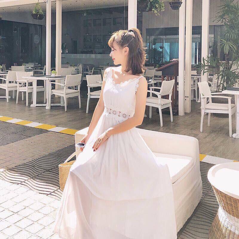 Đầm Maxi Trắng Phối Ren 2 Dây Đi Biển