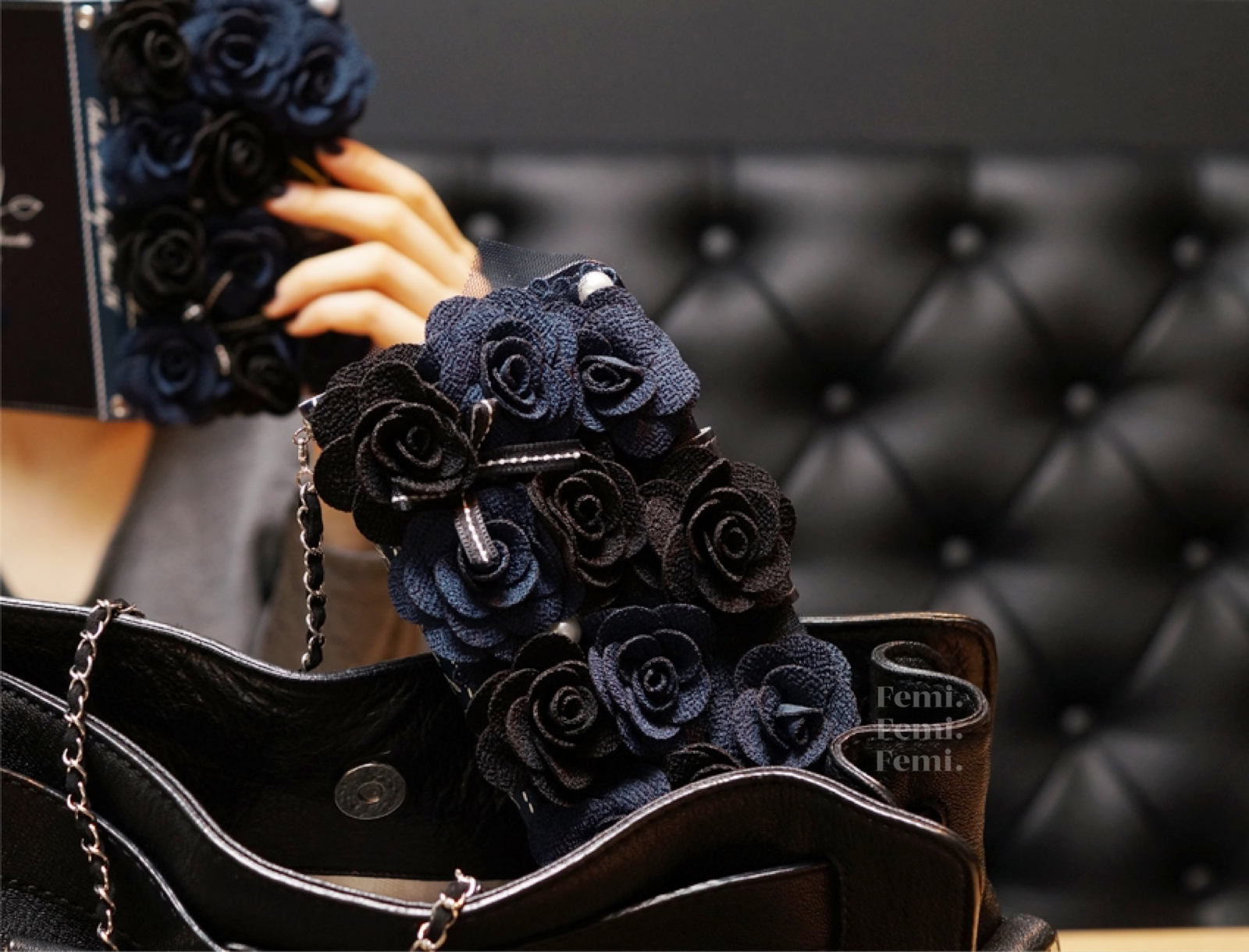 Bao da cho iPhone 11 Pro max dạng ví handmade sang trọng